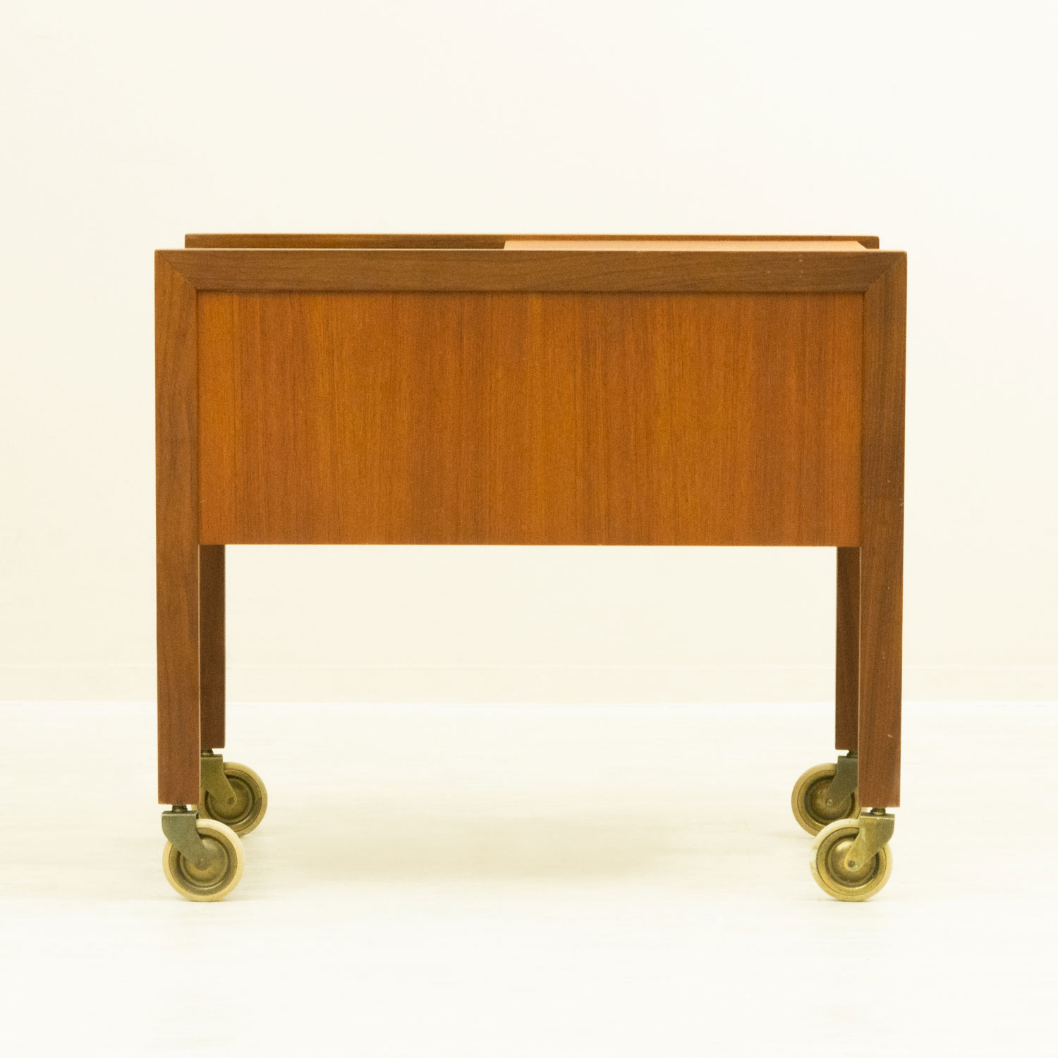 󥰥ơ֥ 1960ǯ ǥ  Swedish Vintage Teak Sewing Table̲ơФǼդ60cm