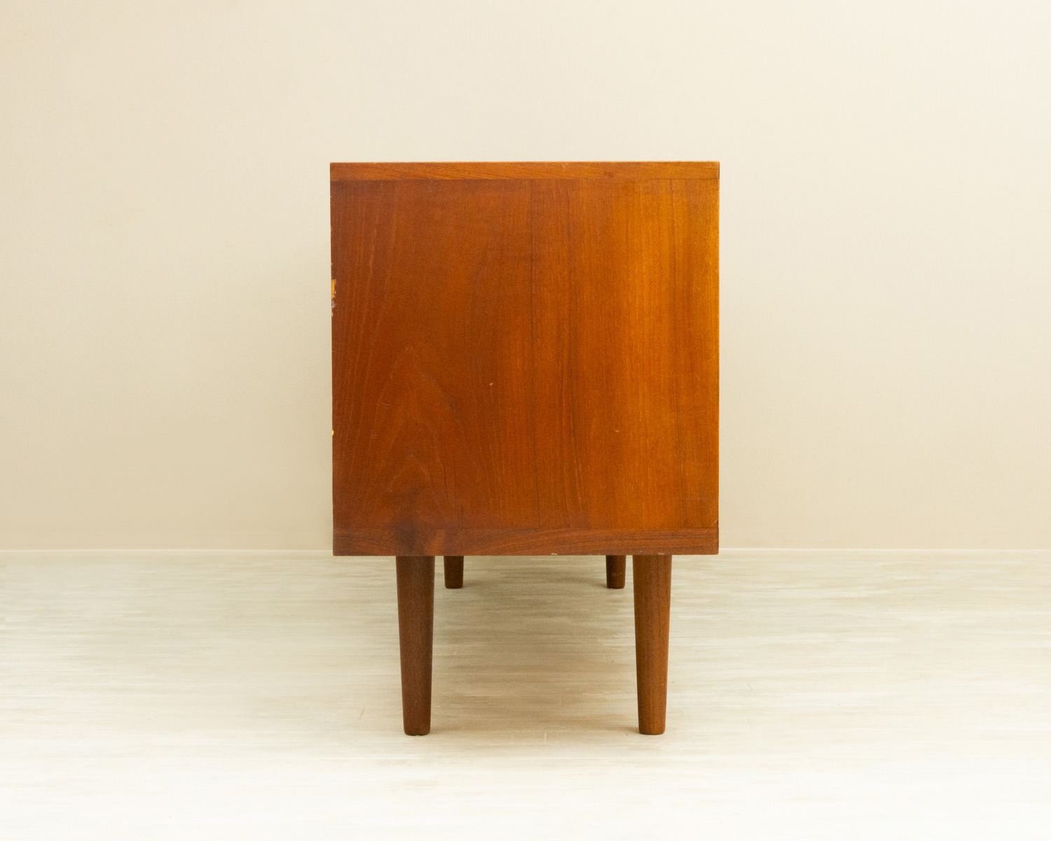 RY26 Teak Sideboard by Hans J. Wegner(�ϥ󥹡�J���������ʡ�)���̲�������ơ����ȶ� �����ɥܡ��� ��������