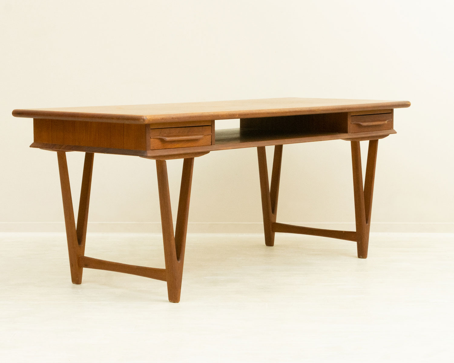 E. W. �Хå� �����ҡ��ơ��֥��Coffee Table by E. W. Bach for M���belfabrikken Toften��1960ǯ�� �ǥ�ޡ��������̲�������ơ�����