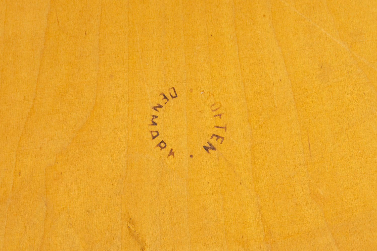 E. W. �Хå� �����ҡ��ơ��֥��Coffee Table by E. W. Bach for M���belfabrikken Toften��1960ǯ�� �ǥ�ޡ��������̲�������ơ�����