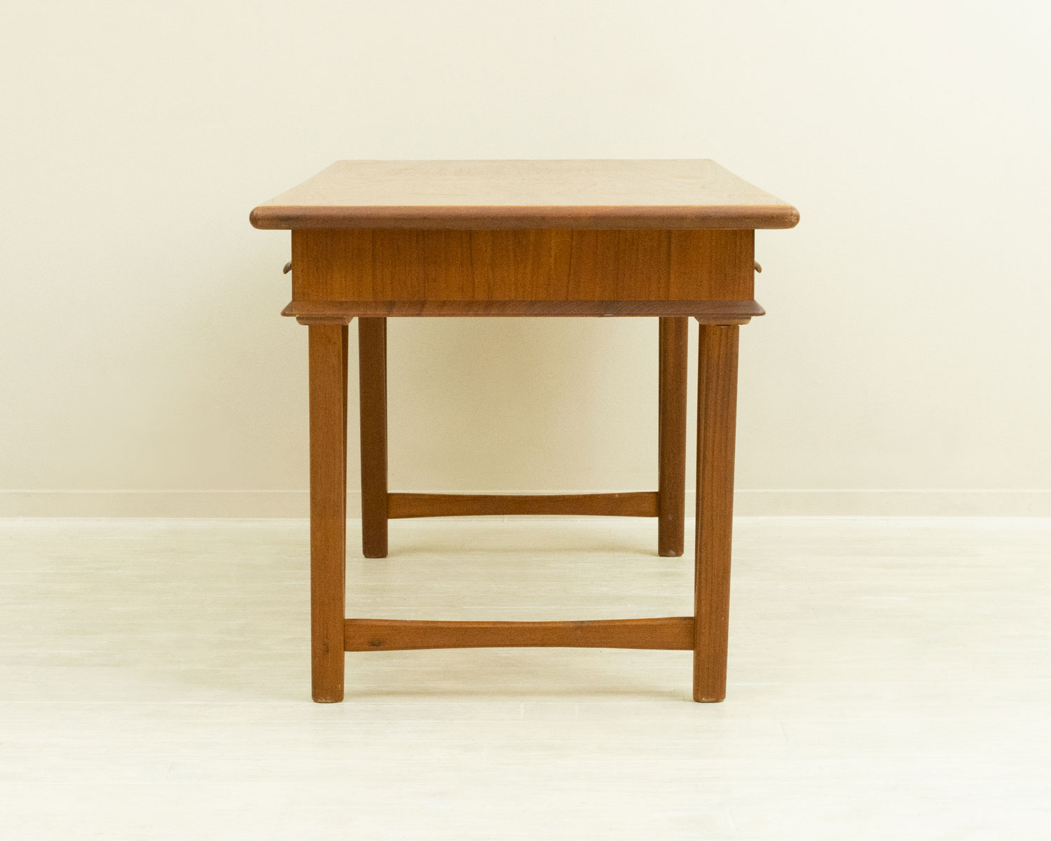 E. W. �Хå� �����ҡ��ơ��֥��Coffee Table by E. W. Bach for M���belfabrikken Toften��1960ǯ�� �ǥ�ޡ��������̲�������ơ�����