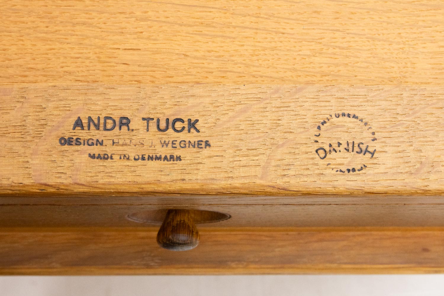 T305 Desk by Hans J. Wegner(�ϥ󥹡�J���������ʡ�)