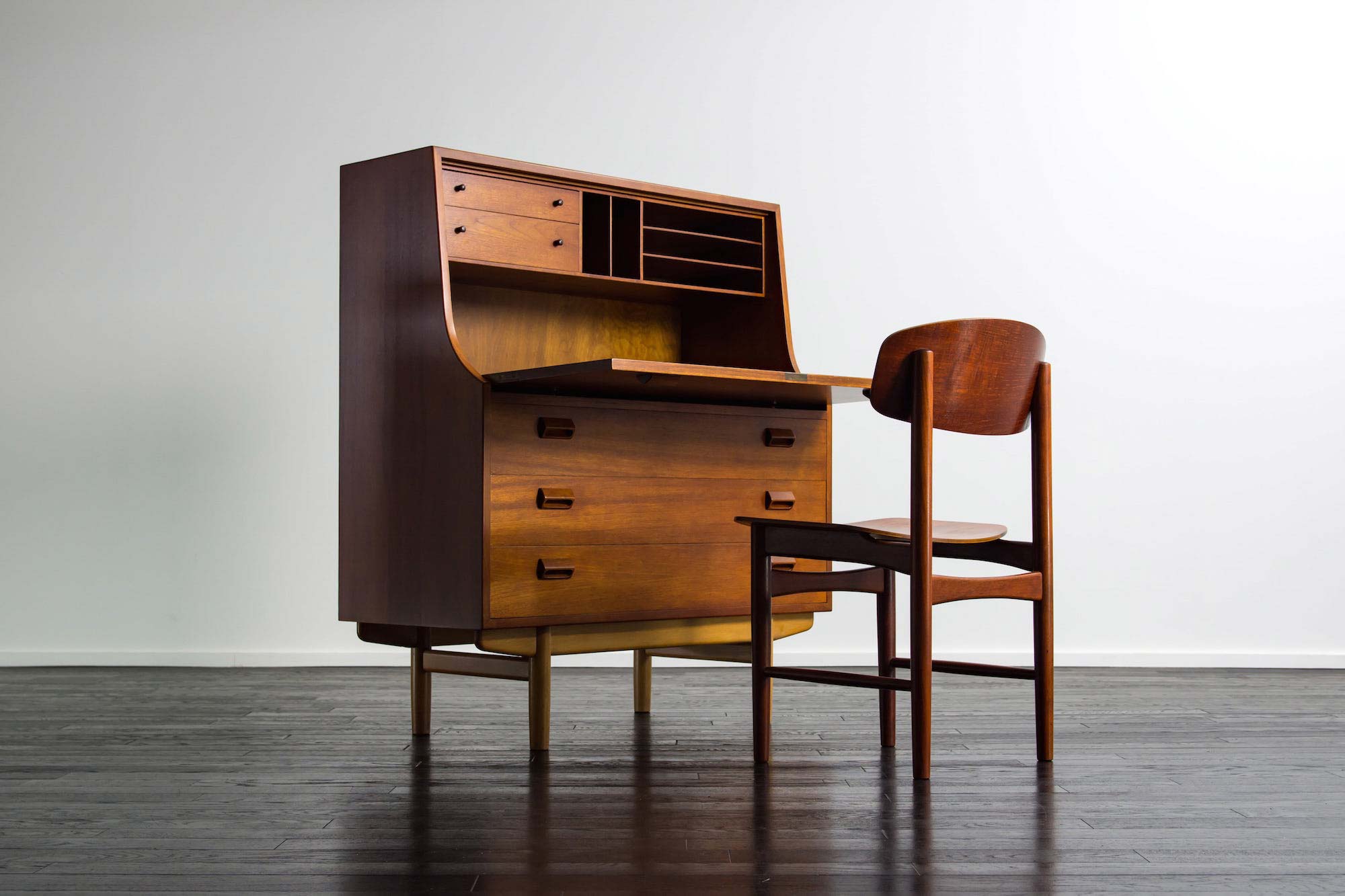 Bureau by Borge Mogensen