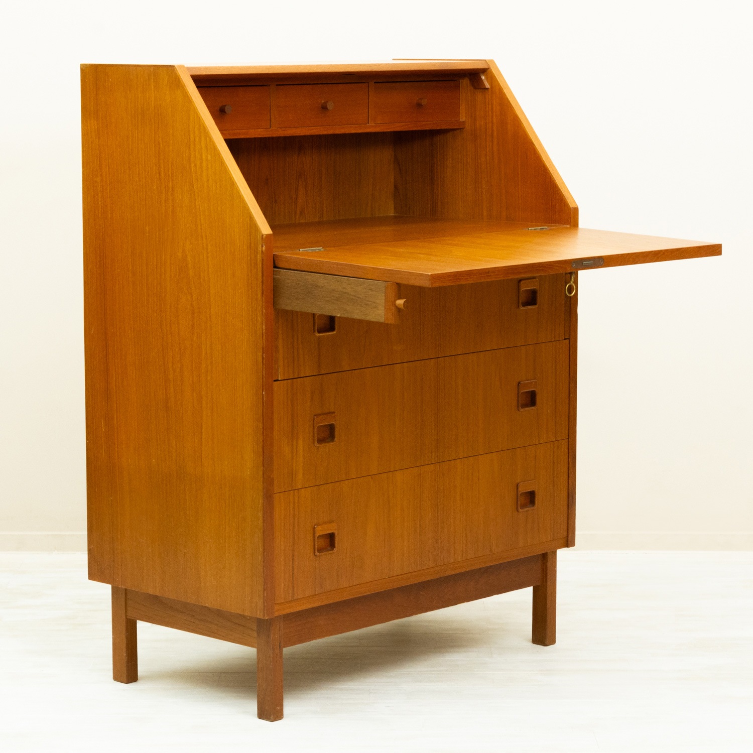 Teak Bureau�åӥ塼���� �������� �̲�������ơ��� �饤�ƥ��󥰥ǥ��� �ǥ�ޡ�����