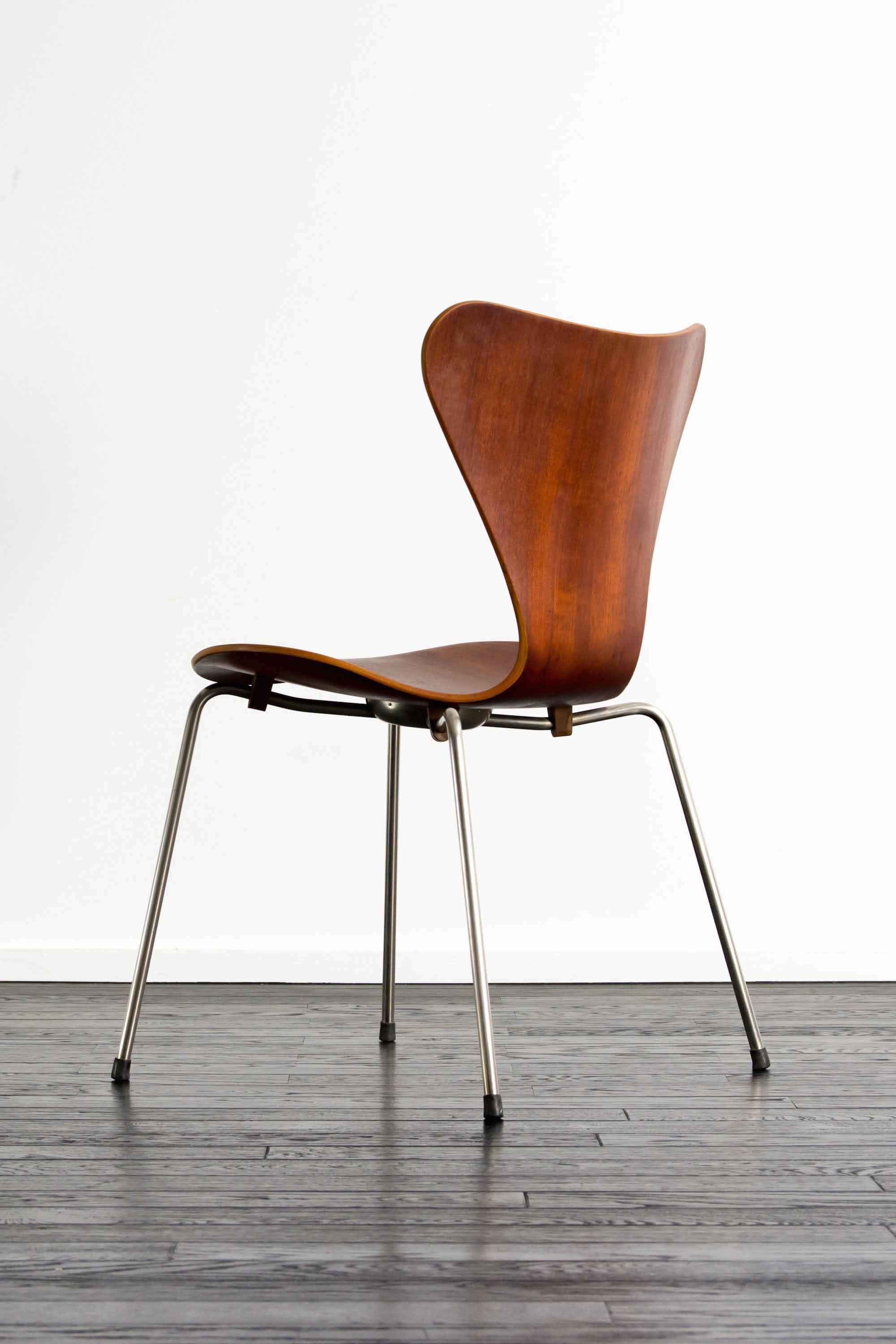 FH3107 Seven chair by Arne Jacobsen