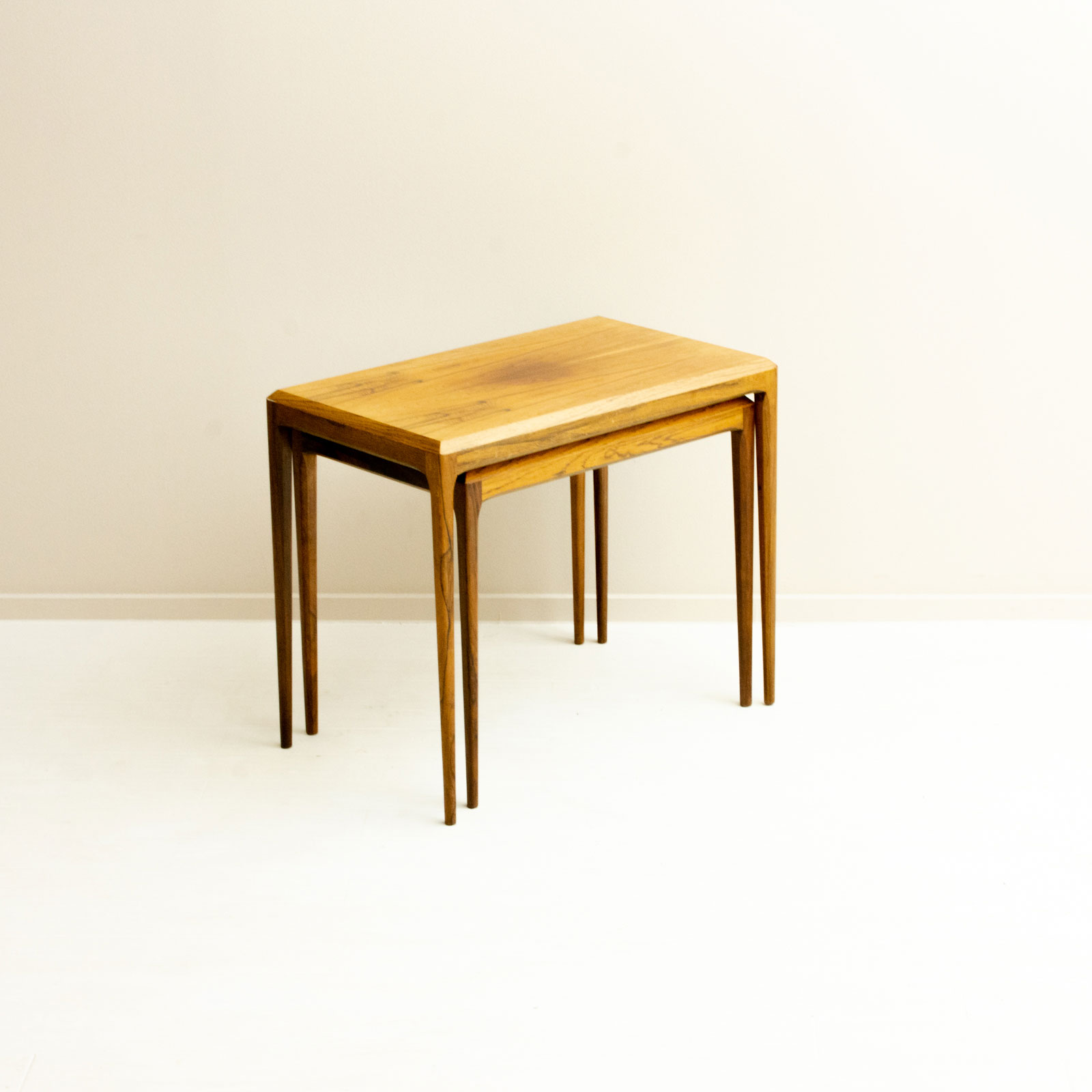 ネストテーブル 北欧デザイナーズヴィンテージ家具の通販