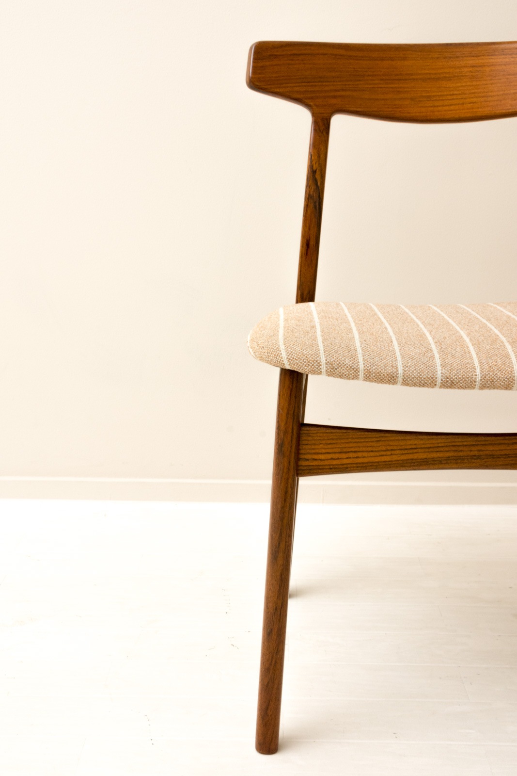 ��4�ӥ��åȡ�Dining Chair by Henning Kjaernulf