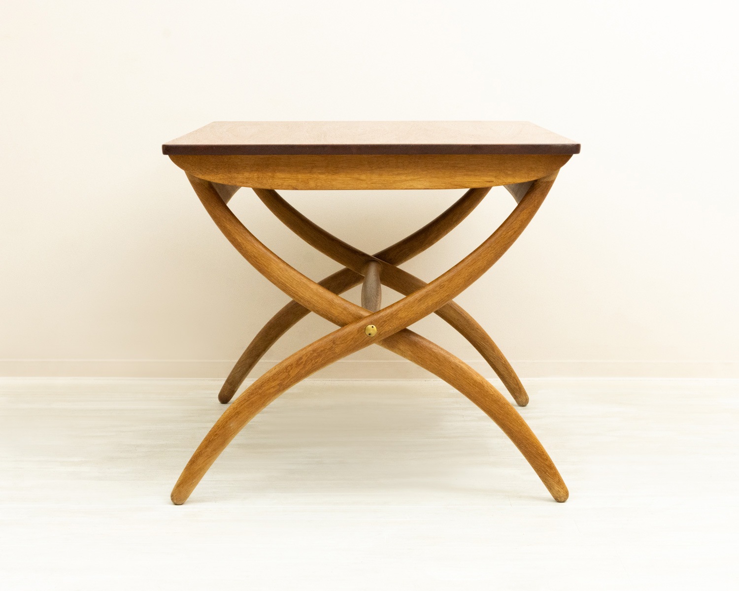 Adjustable Table by Ole Wanscher 