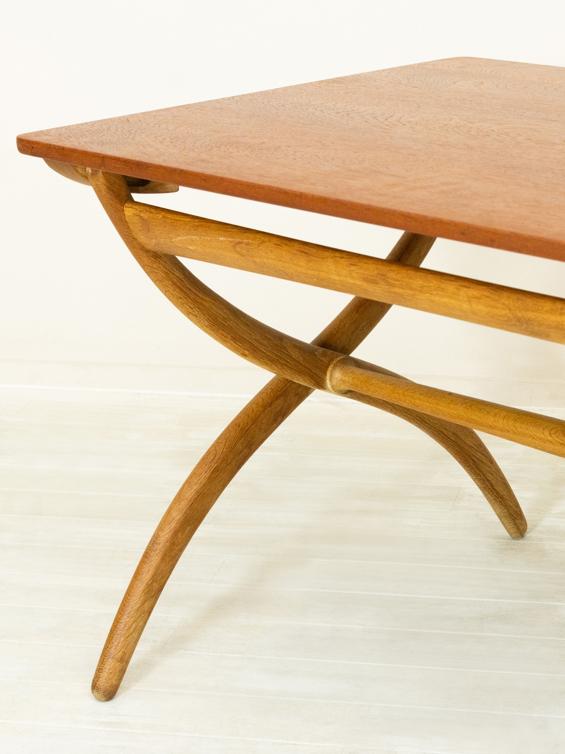 Adjustable Table by Ole Wanscher 