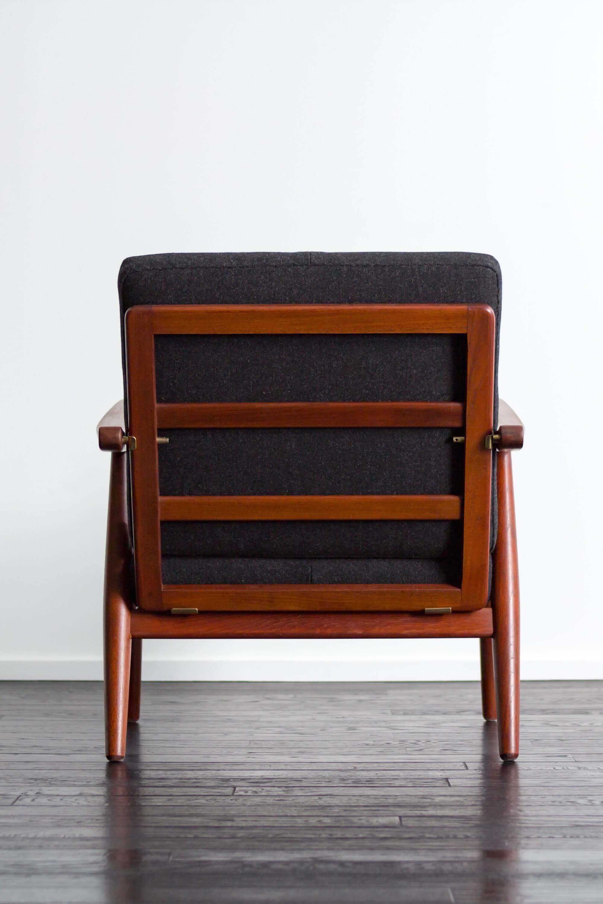 GE270 Easy Chair by Hans J Wegner