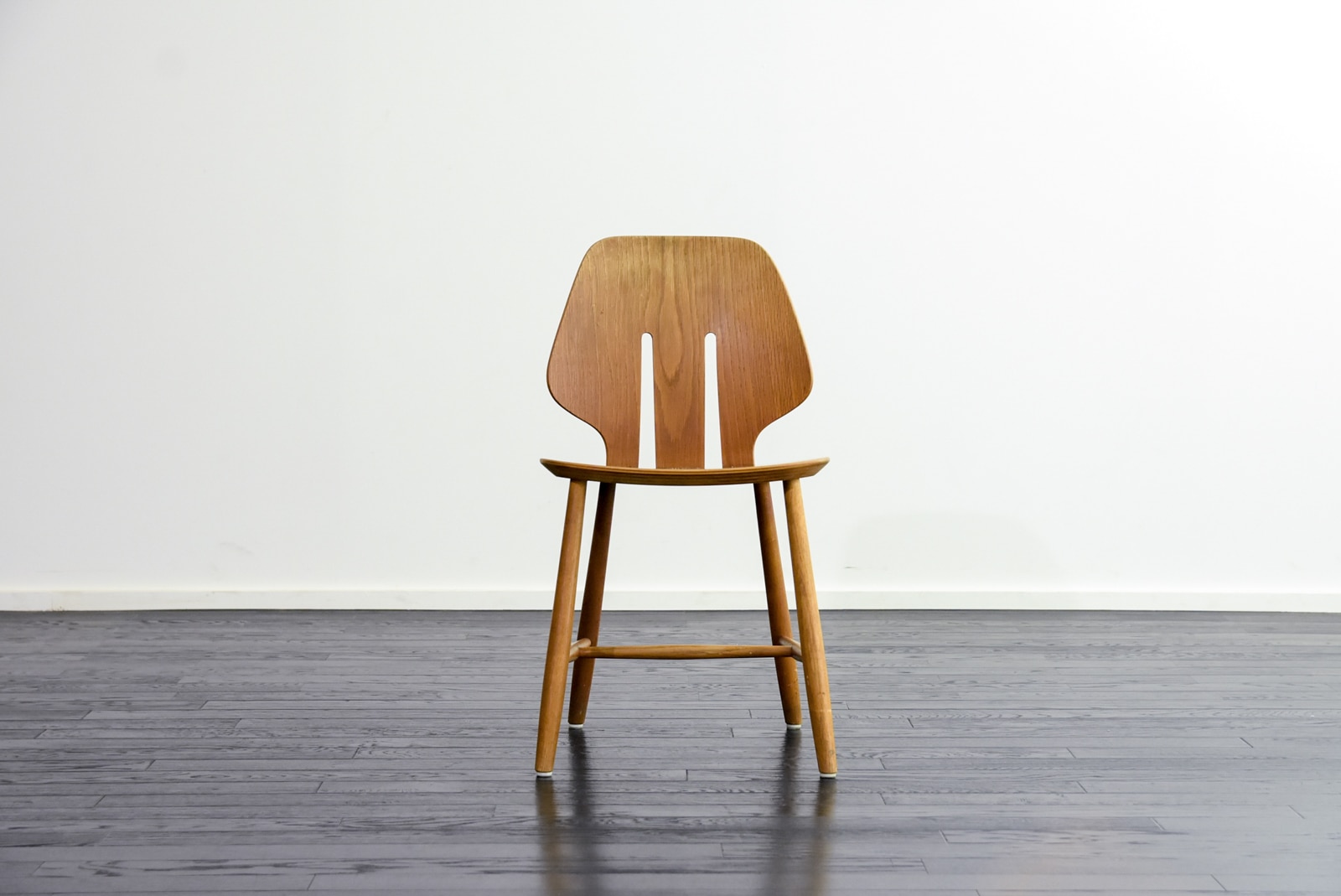 ヴィンテージ 木製チェア ★ 欧風アンティーク家具 ヴィンテージチェア オーク材の北欧家具の通販