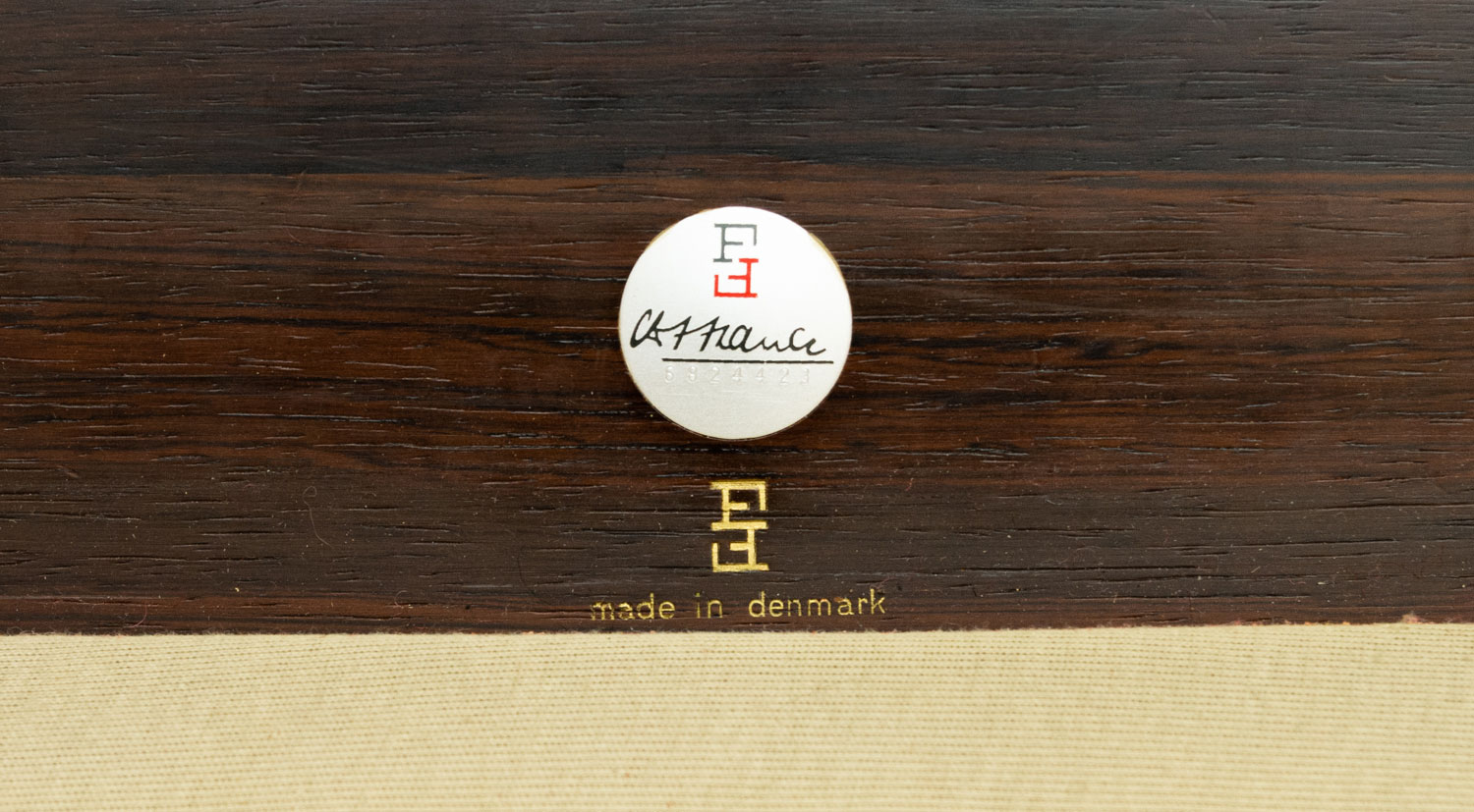 Ole Wanscher�ʥ����졦�����󥷥㡼�� #166 Senator 3seaters Sofa �̲�������ơ������ե� | ���������åɡ�̾����ͳݤ�