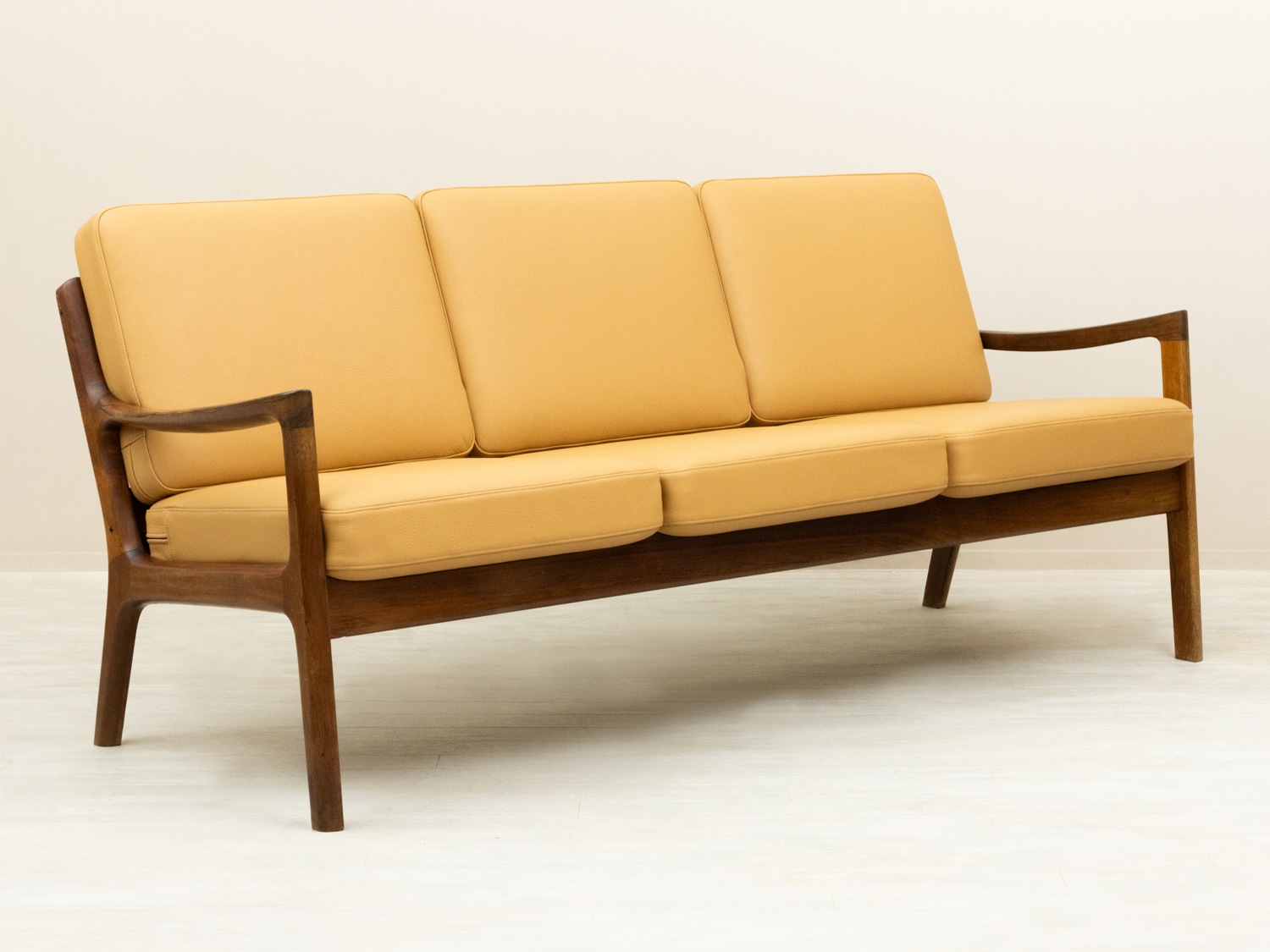 166 3人掛け ソファ オーレ・ワンシャー ローズウッド 北欧ビンテージ