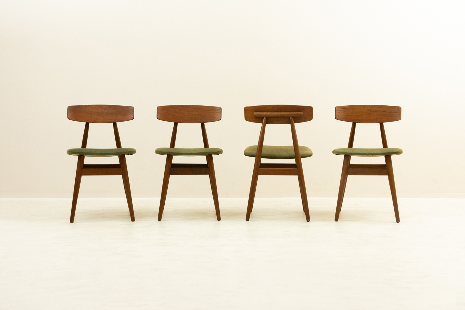 ��4�ӥ��åȡ�Teak Dining Chair