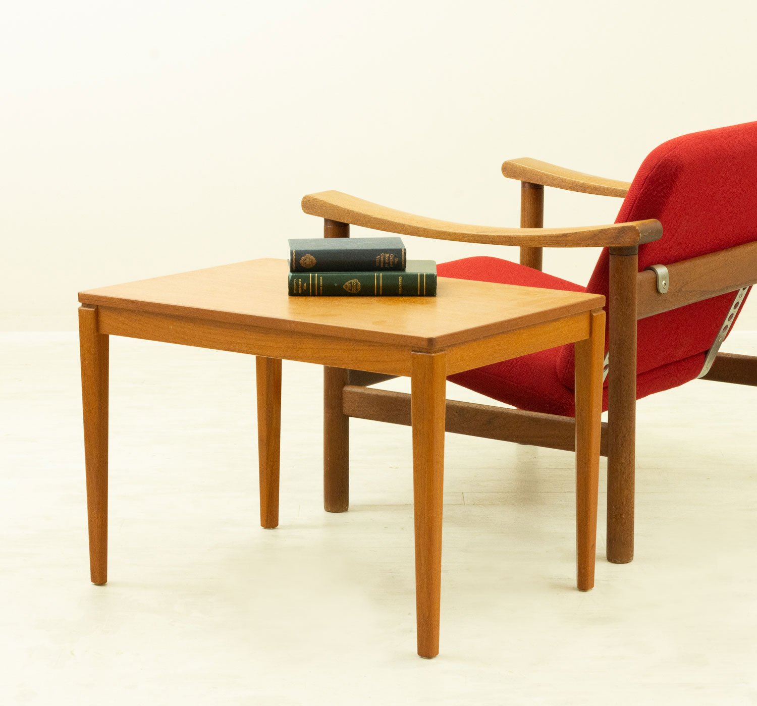 ���⡼��ơ��֥� �ǥ�ޡ��� ������ơ��� ��Danish Vintage Small Table�ʥ������ࡿ�̼��ž夲��