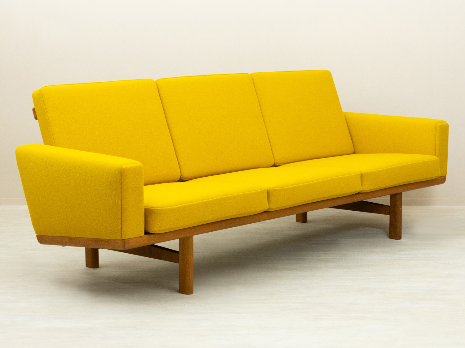 ハンス・ウェグナー GE236 ソファ オーク 北欧ビンテージ家具CLOVERKY