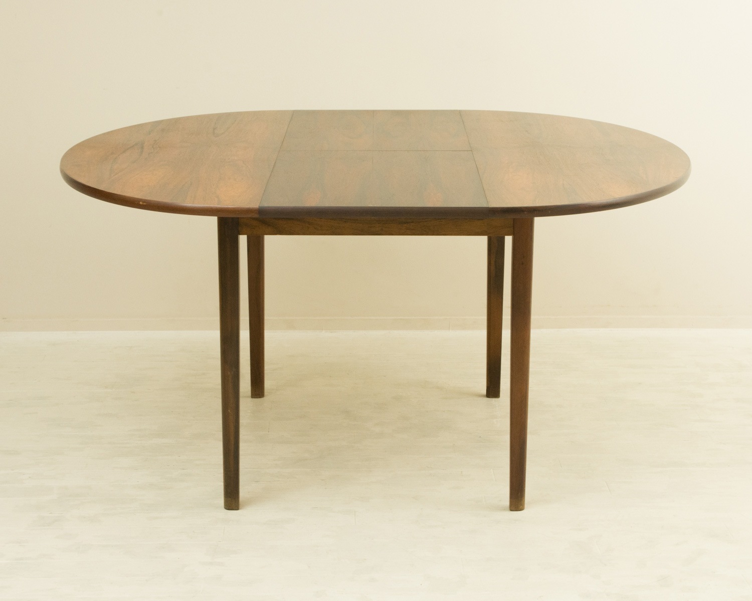 Extension Rosewood Elliptical Dining Table