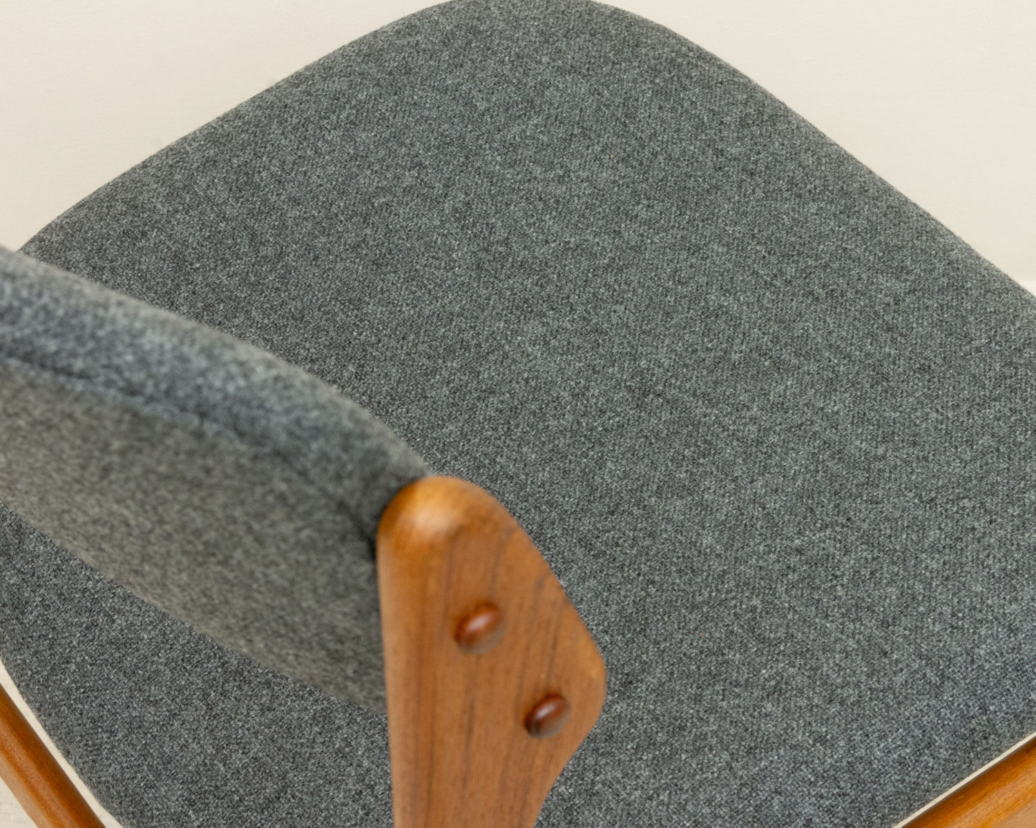 ��2�ӥ��åȡۥ���å����Хå� Model 49 �����˥󥰥����� �̲�������ơ��� �ػ� ���졼