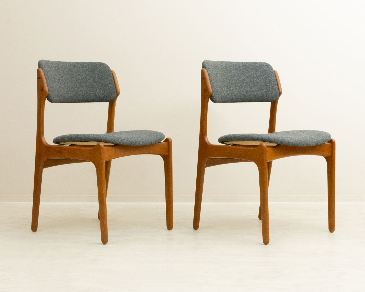 2_000000002227.jpg?1760242196