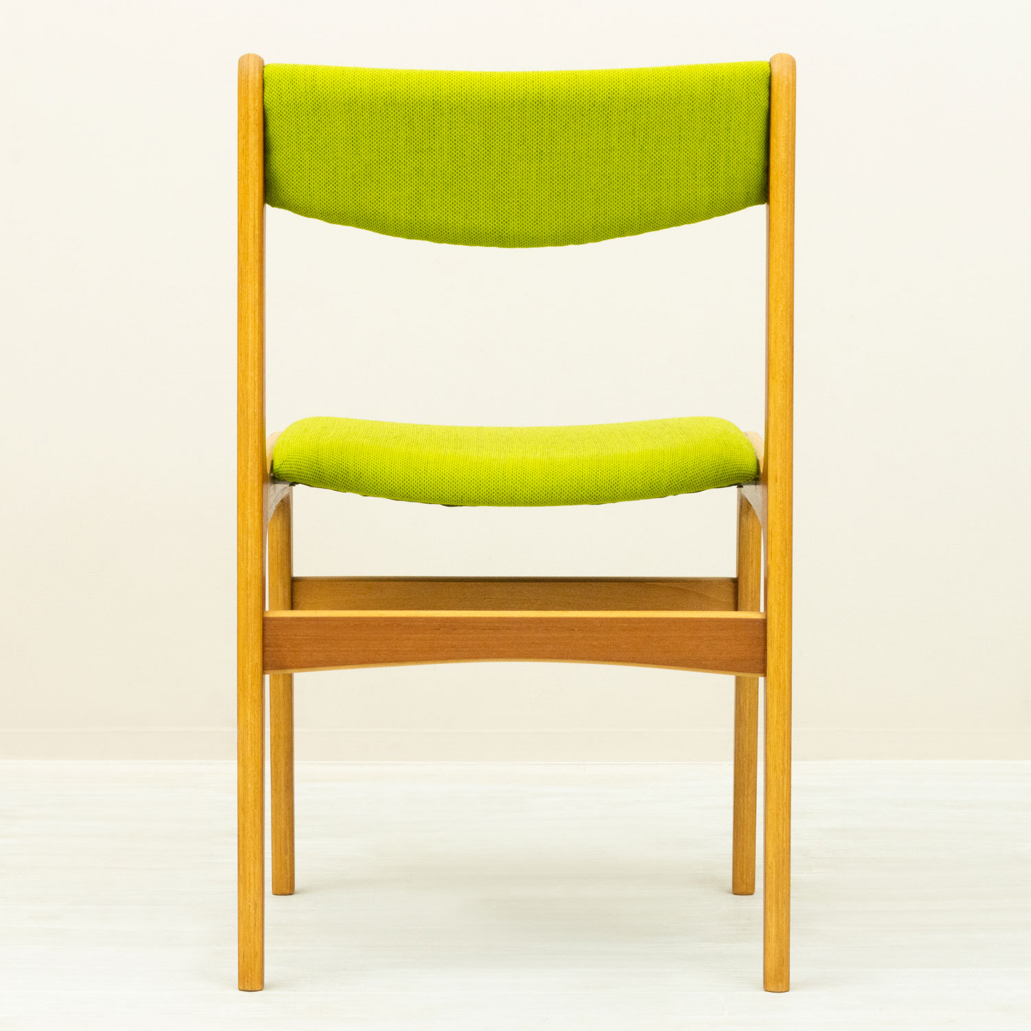 ��2�ӥ��åȡ�Dining Chair