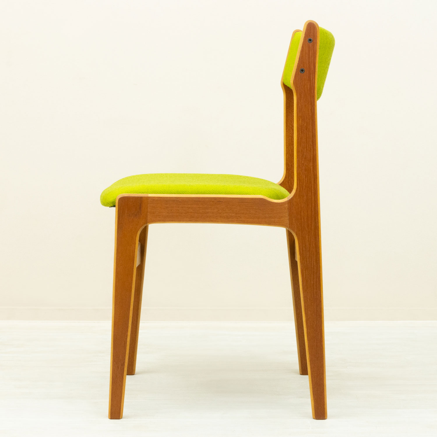 ��2�ӥ��åȡ�Dining Chair