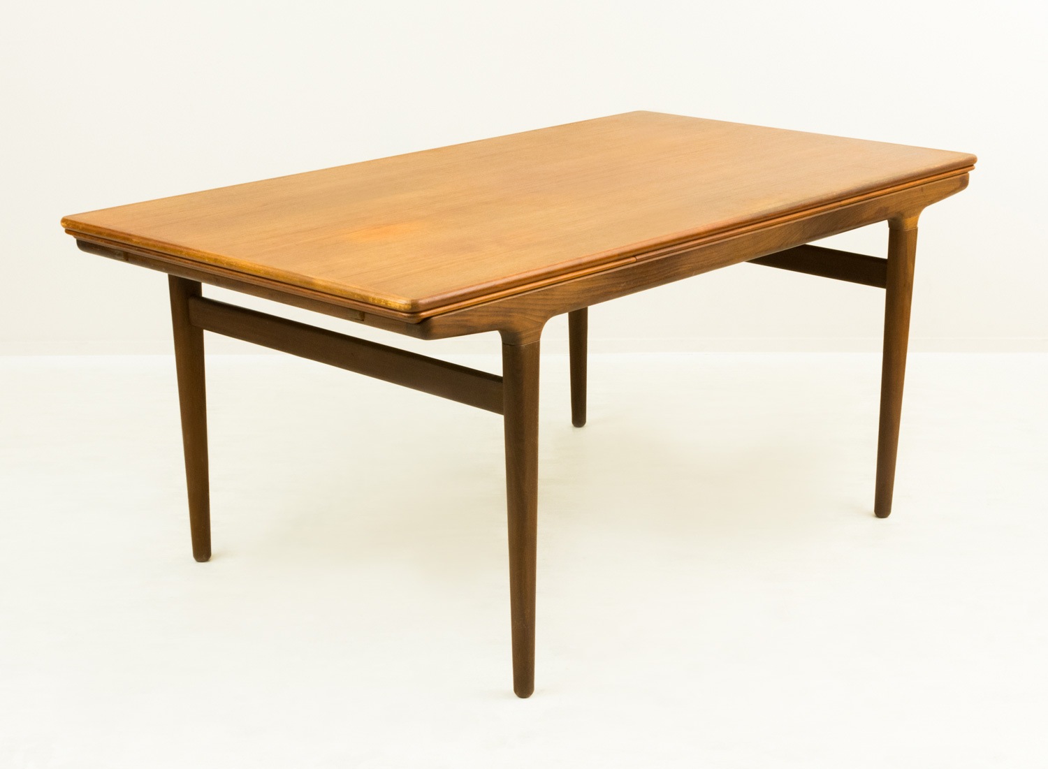 Johannes Andersen(��ϥͥ��������������) Extension Dining Table | �������ࡦ�����˥󥰥ơ��֥�