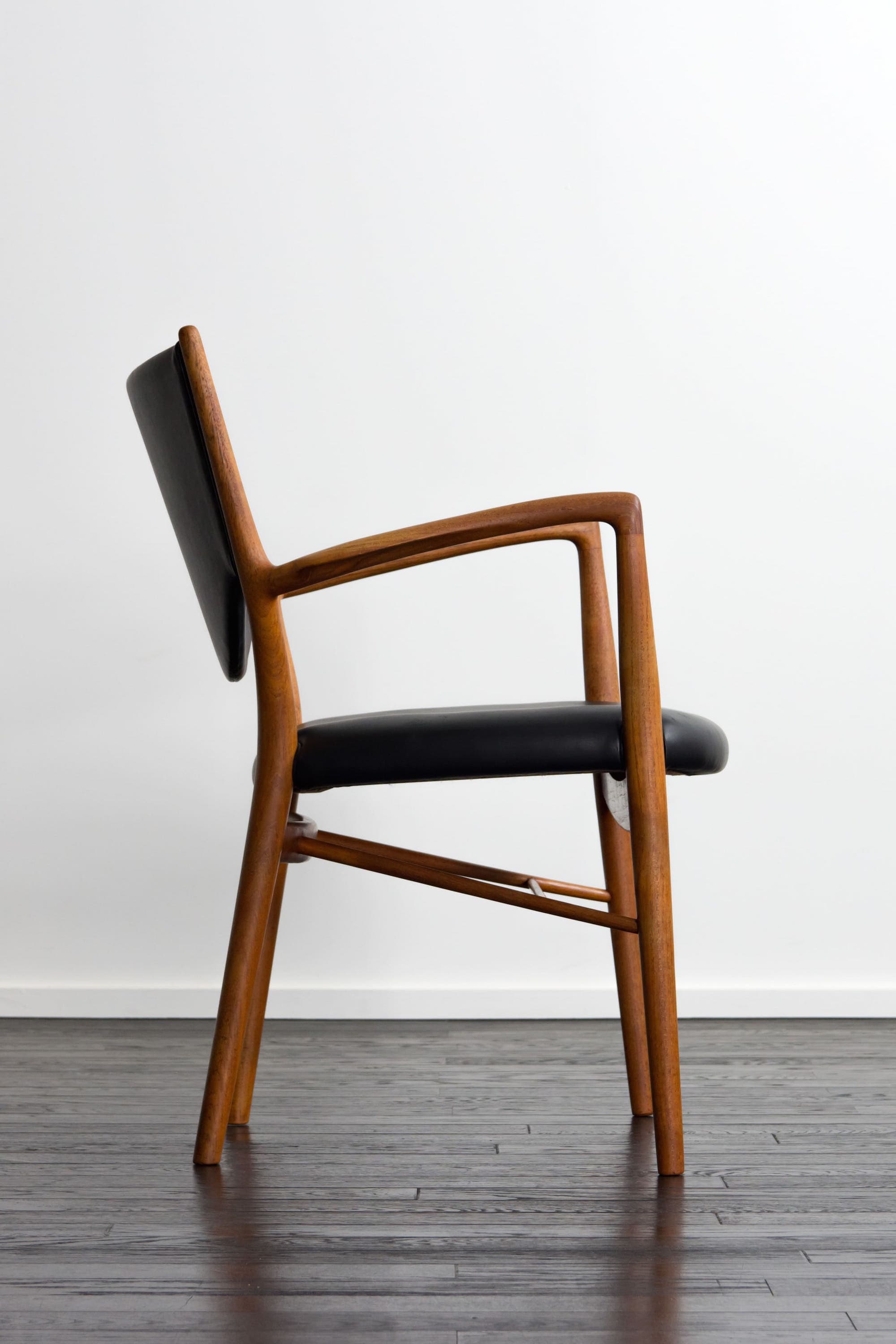 Sato　ラムホルツ社(スウェーデン)シネマチェア　超美品 nextmaruni SANAA チェア / ネクストマルニ 妹島和世+西沢立衛 / SANAA