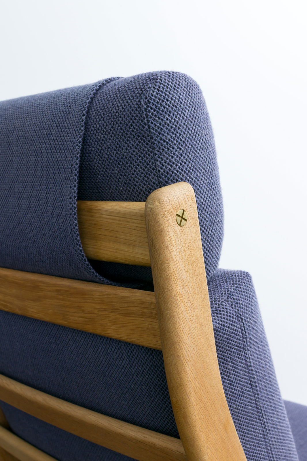 GE290A High back Chair by Hans J Wegner