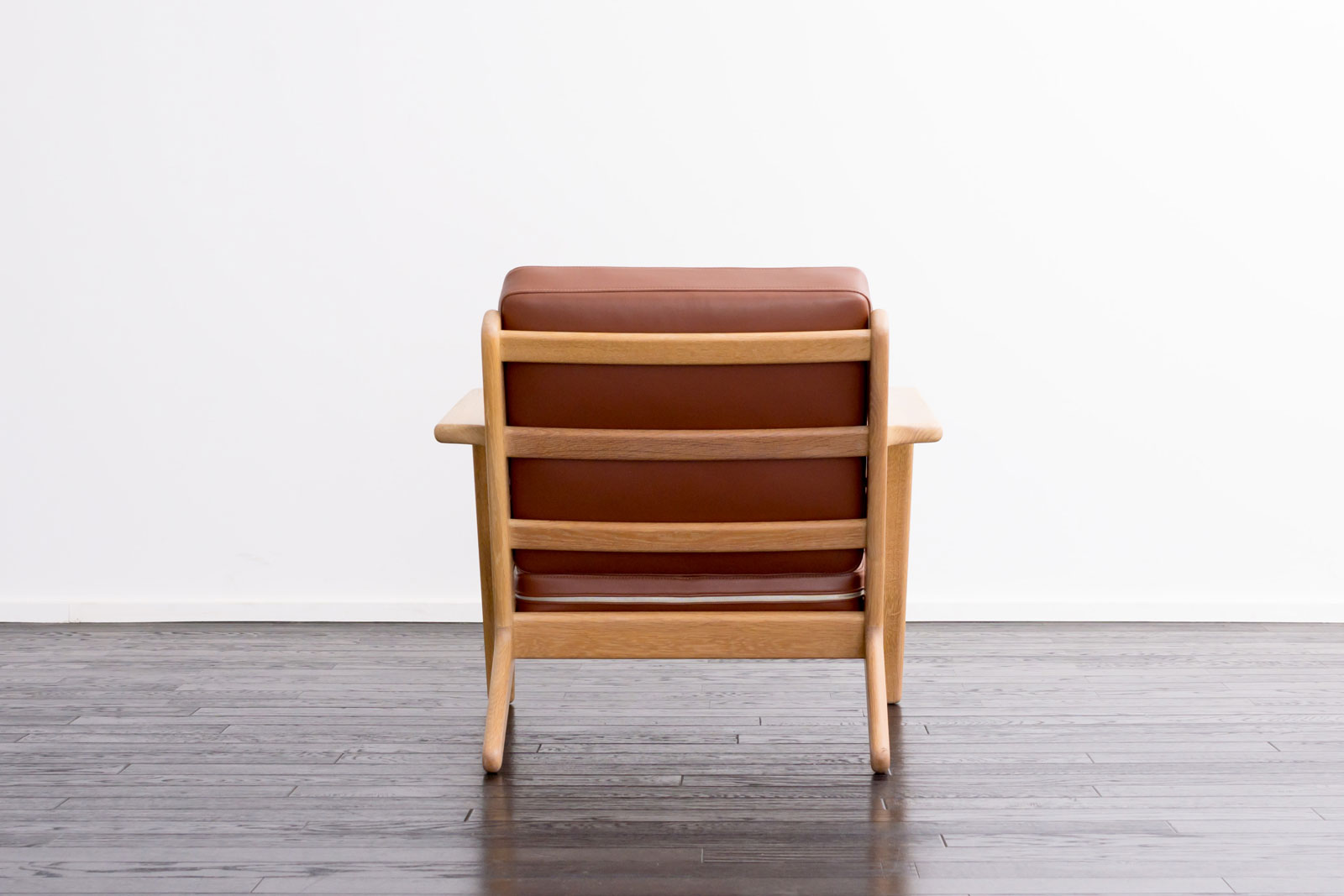 GE290 Easy Chair by Hans J Wegner