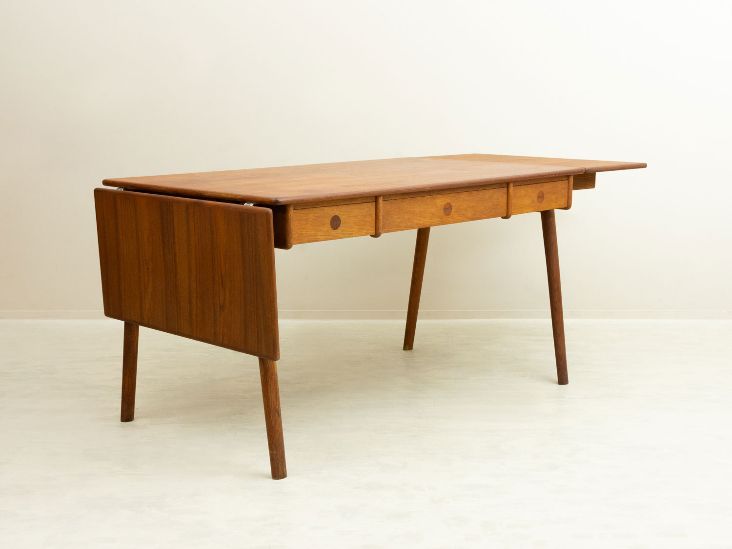 Poul M Volther(�ݡ��롦�����륿��) Desk �̲�������ơ��� | �������ࡦ�������ࡦ�ǥ���