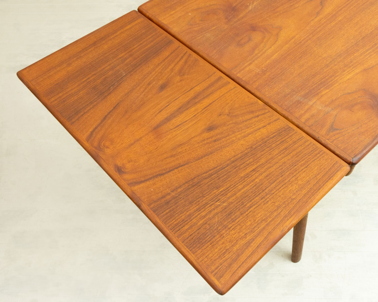 Poul M Volther(�ݡ��롦�����륿��) Desk �̲�������ơ��� | �������ࡦ�������ࡦ�ǥ���