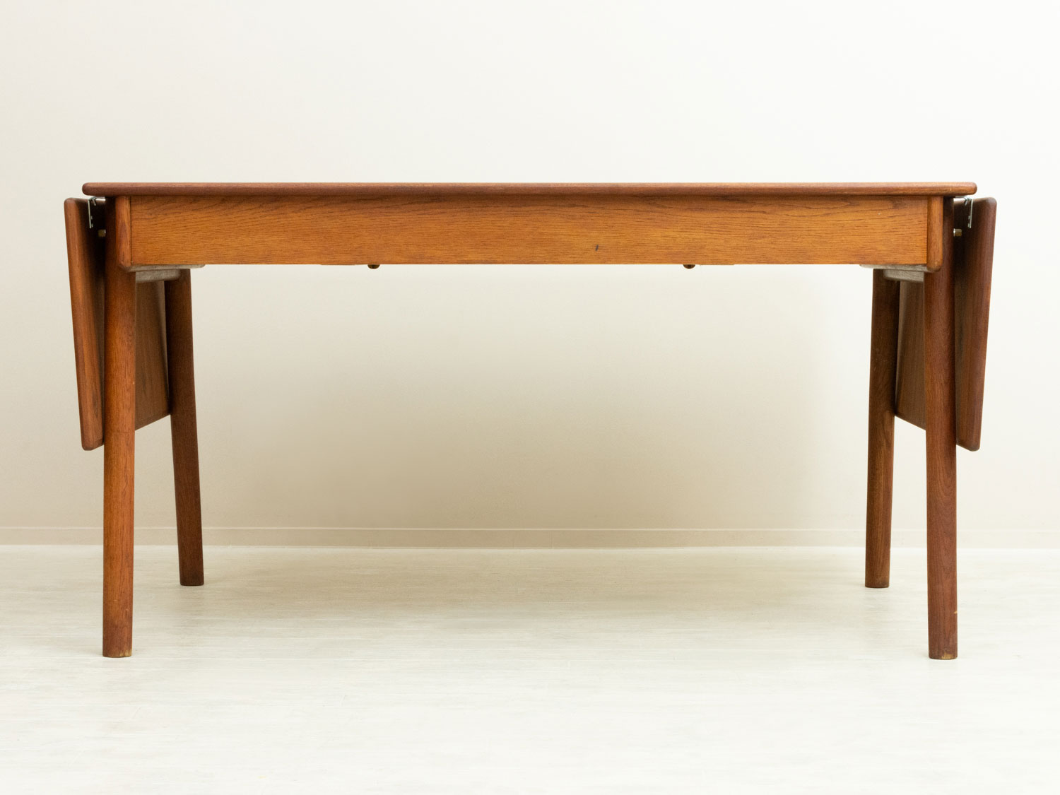 Poul M Volther(�ݡ��롦�����륿��) Desk �̲�������ơ��� | �������ࡦ�������ࡦ�ǥ���