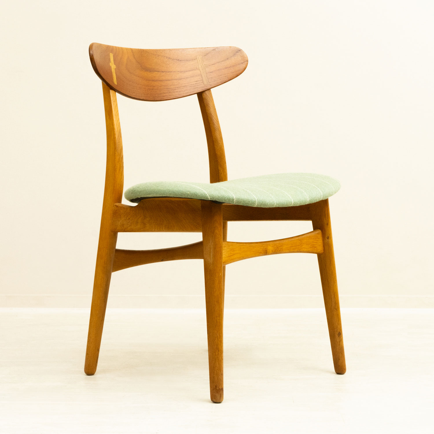 ハンス・J・ウェグナー CH30 ダイニングチェア カールハンセン＆サン