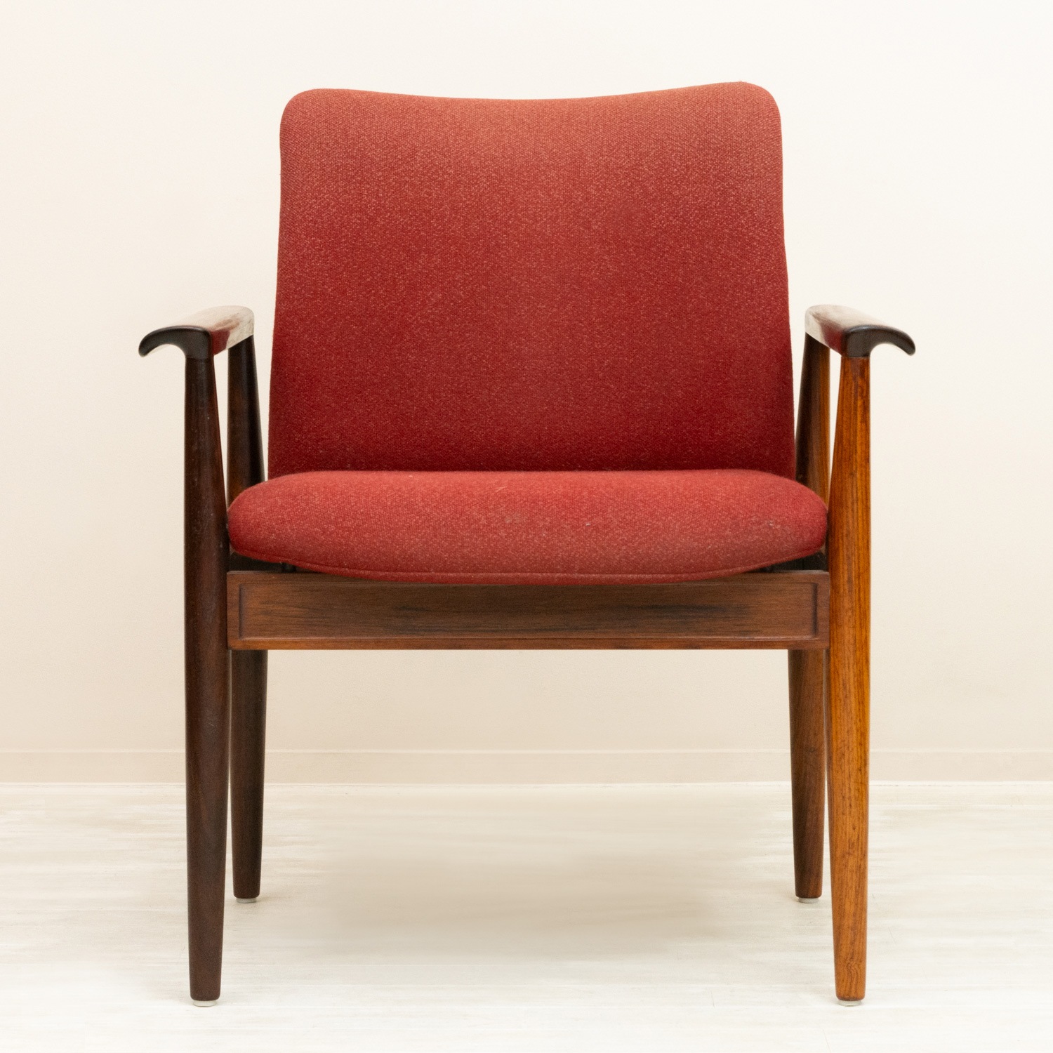 No.209 Diplomat Chair by Finn Juhl���̲�������ơ����ȶ� �ǥ��ץ��ޥåȥ����� ���������åɺ�