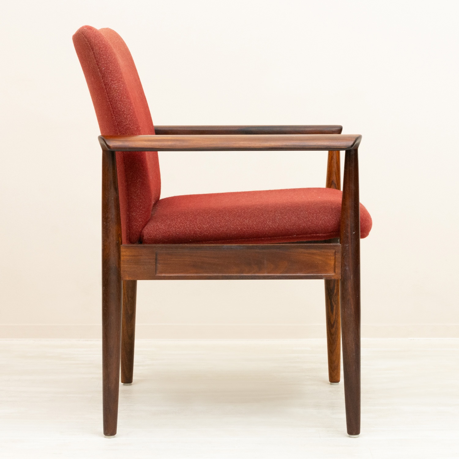 No.209 Diplomat Chair by Finn Juhl���̲�������ơ����ȶ� �ǥ��ץ��ޥåȥ����� ���������åɺ�