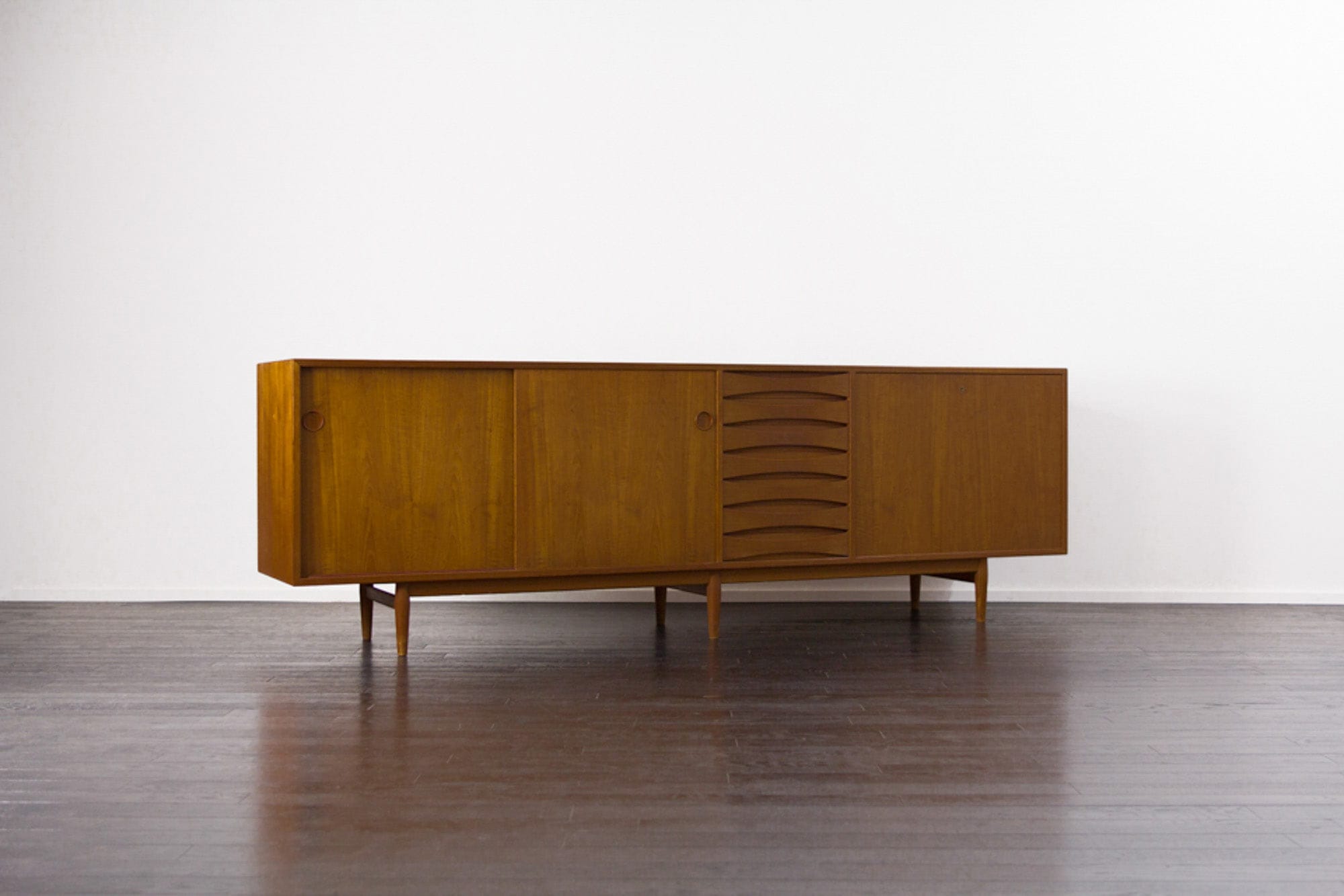 2_000000000133.jpg?1678209903