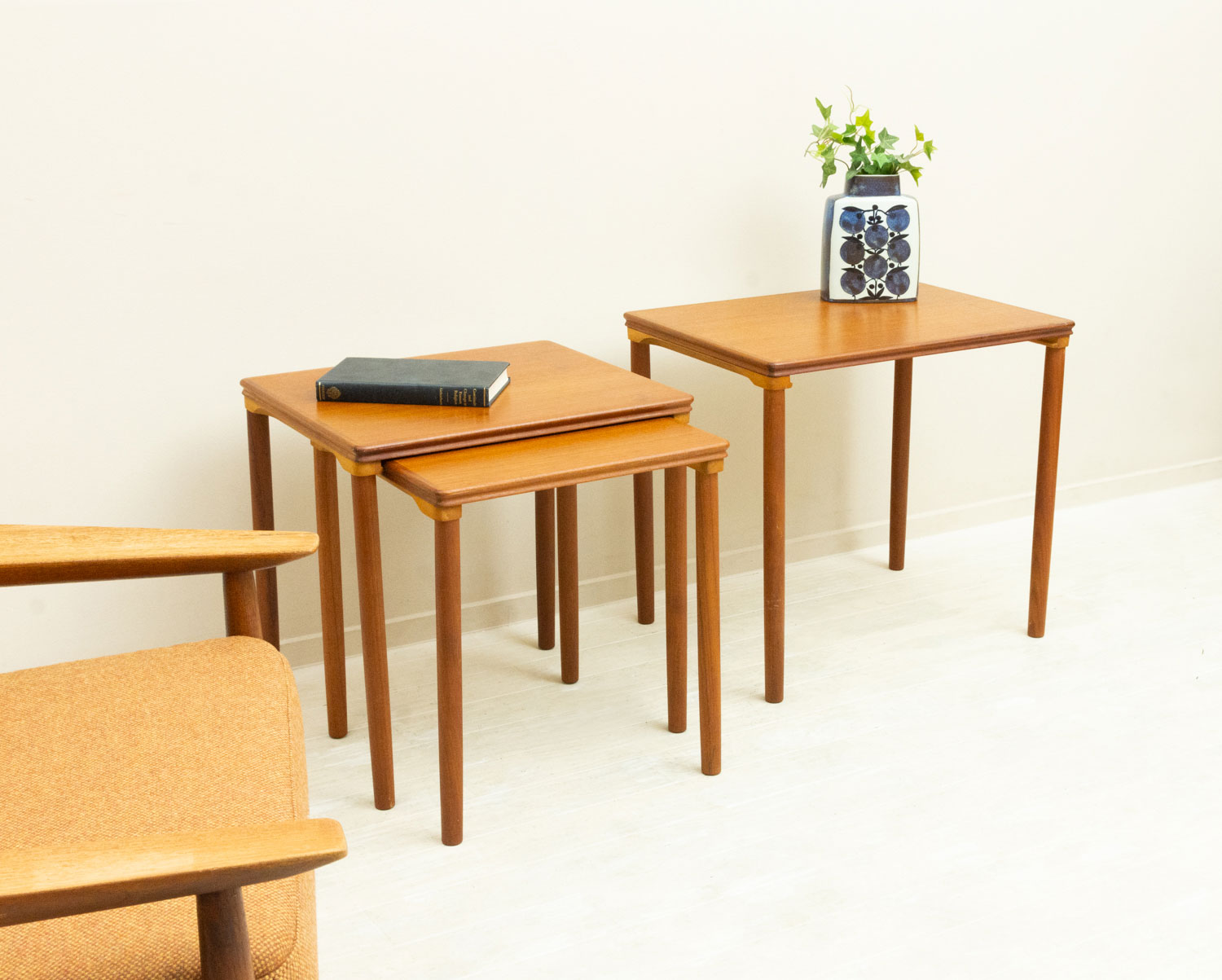 E. W. Bach ネストテーブル チーク・ラタン 北欧ビンテージ家具CLOVERKY