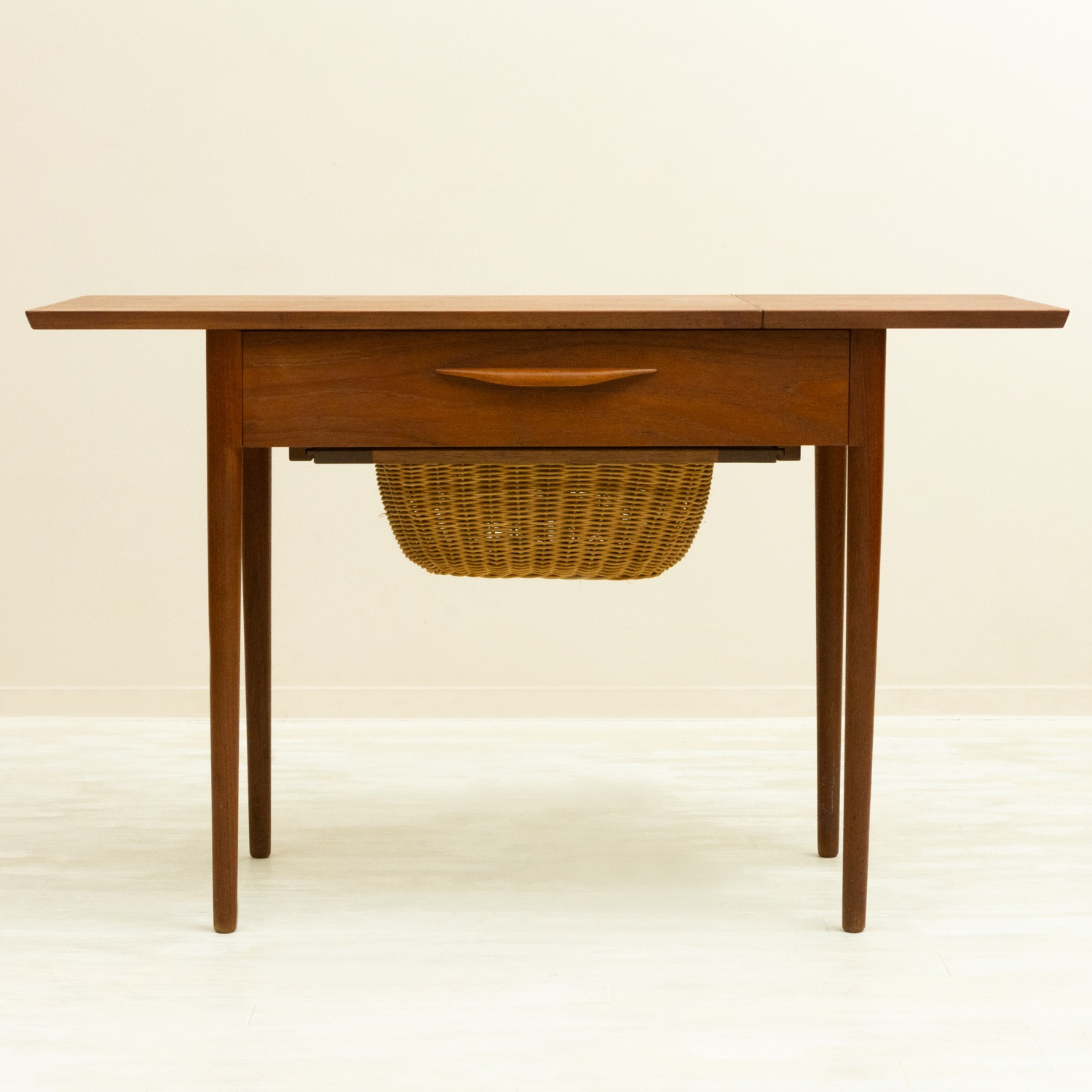 Sewing Table