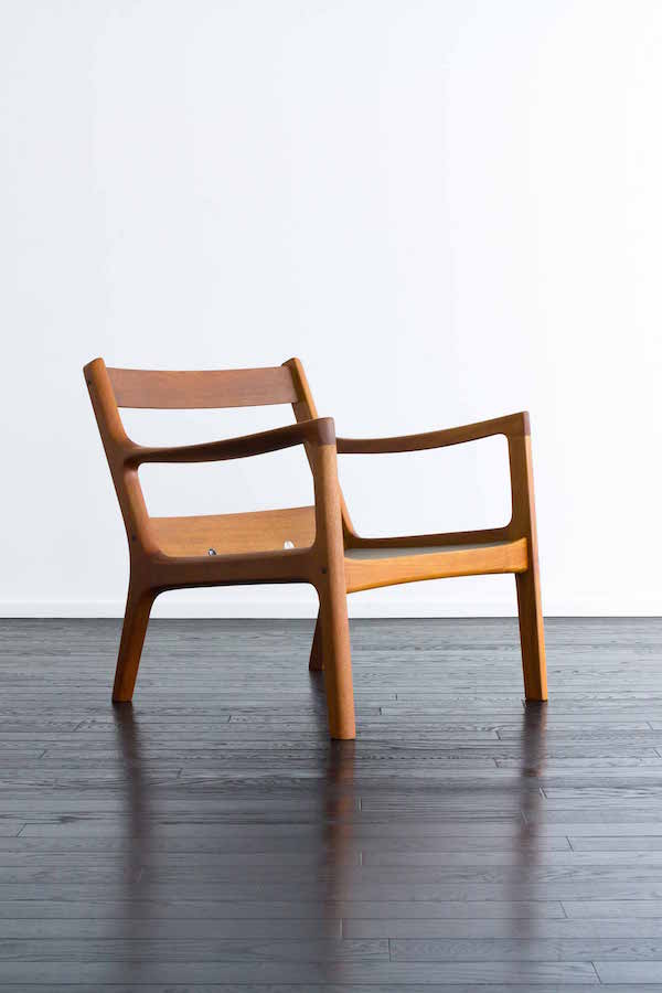 Senetor Chair by Ole Wanscher