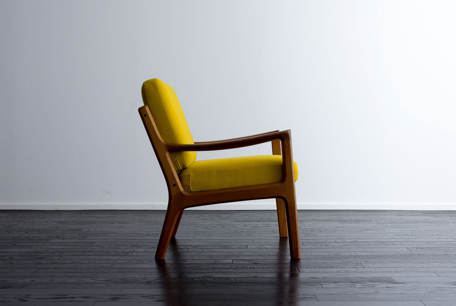 Senetor Chair by Ole Wanscher