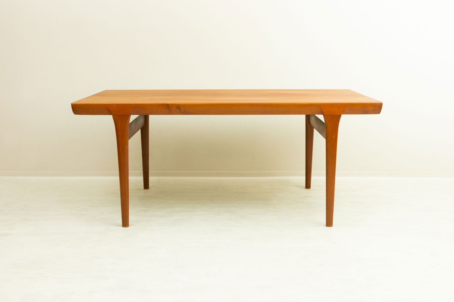 Ib Kofod Larsen (���֡����ե����ɡ��顼����)Dining Table �̲�������ơ����ơ��֥� | 1960ǯ�塦�������ࡦ�����˥󥰥ơ��֥�
