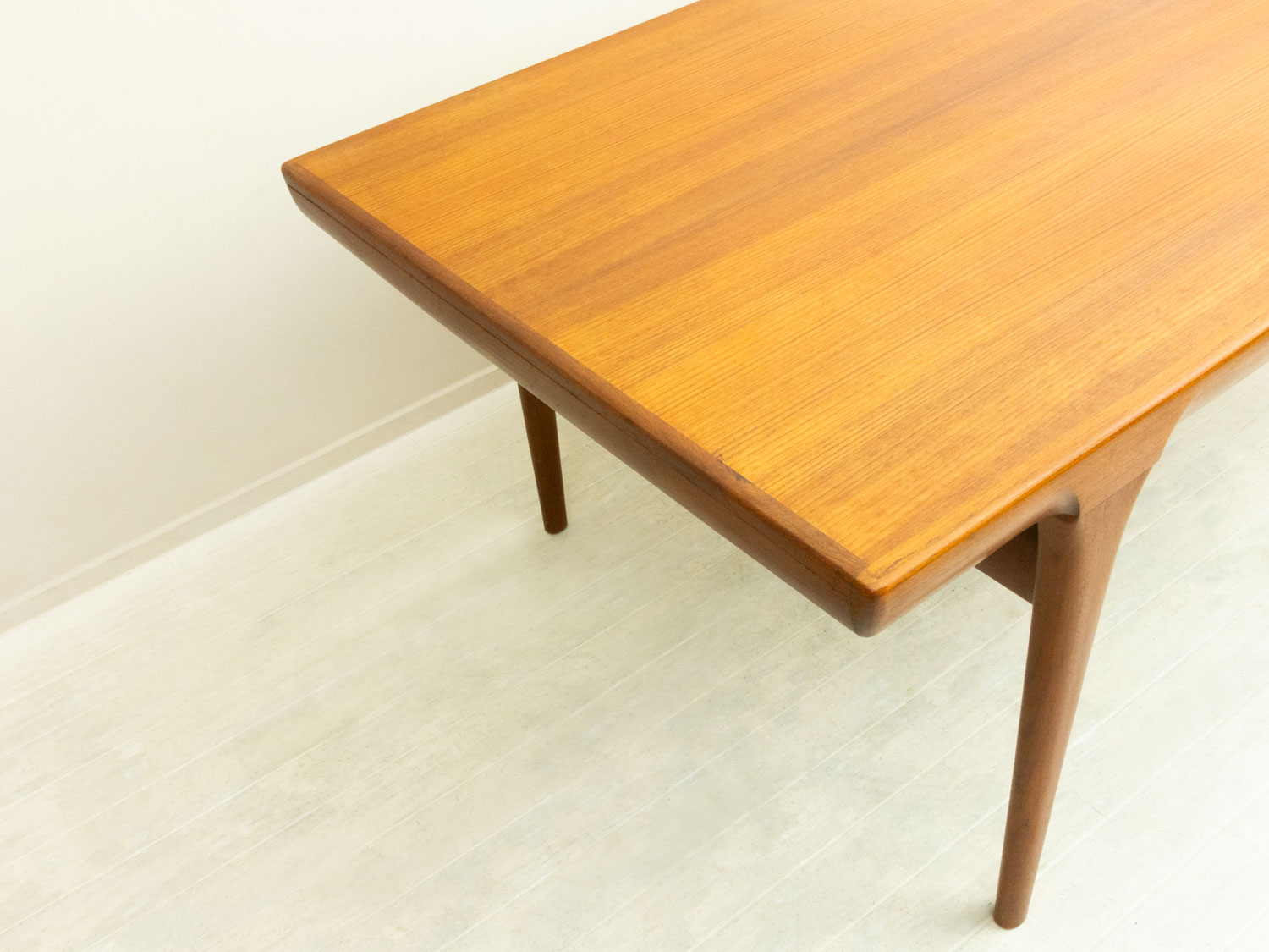 Ib Kofod Larsen (���֡����ե����ɡ��顼����)Dining Table �̲�������ơ����ơ��֥� | 1960ǯ�塦�������ࡦ�����˥󥰥ơ��֥�