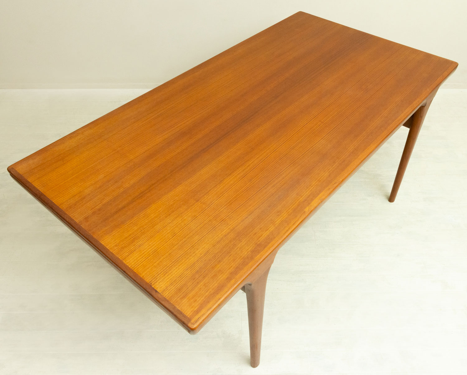 Ib Kofod Larsen (���֡����ե����ɡ��顼����)Dining Table �̲�������ơ����ơ��֥� | 1960ǯ�塦�������ࡦ�����˥󥰥ơ��֥�