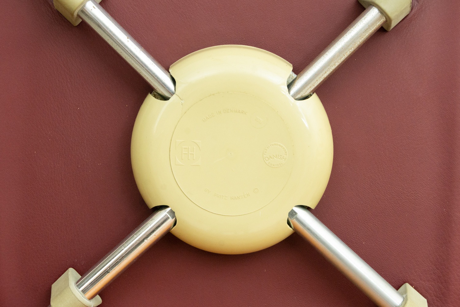 ͡䥳֥ ֥ʥࡦ쥶͡1976ǯˡSeven Chair by Arne Jacobsen with Arms & LeatherFritz Hansen & Danish Control