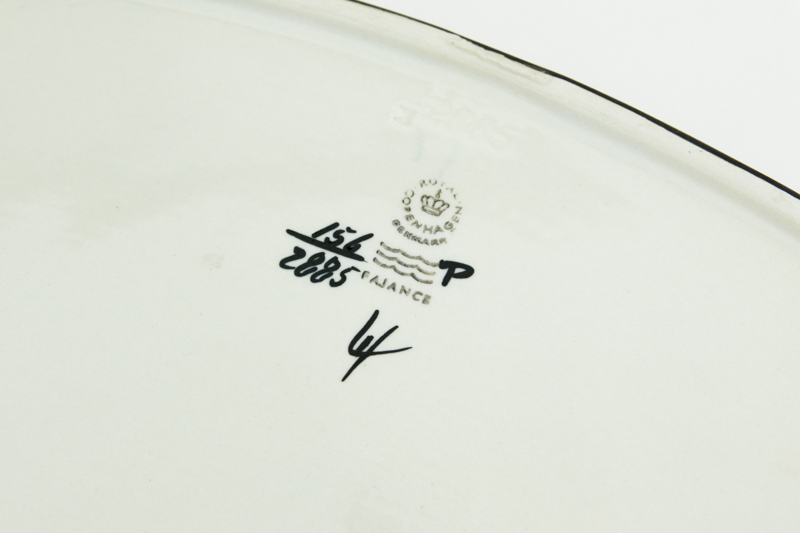 Tenera Square Dish by Inge-Lise Koefoed