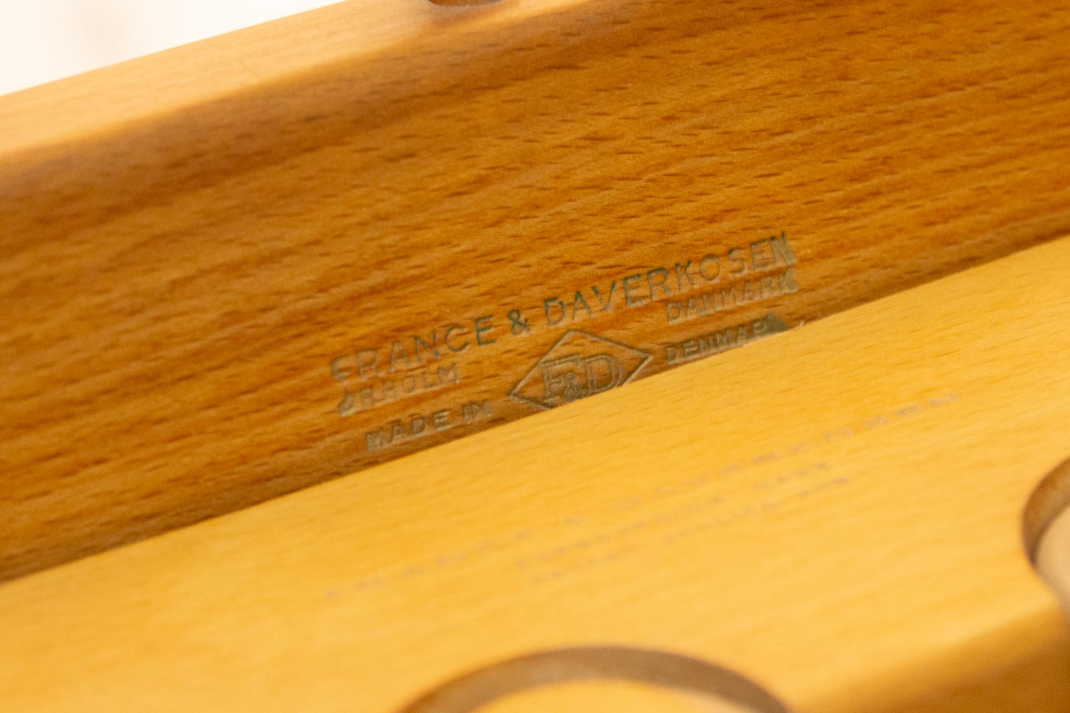 Peter Hvidt & Orla Molgaard Nielsen (�ԡ������������å� & ����顦��륬���ɡ��ˡ��륻��) FD144 Easy Chair �̲�������ơ��� | �������ࡦ�ӡ����ࡦ��������������