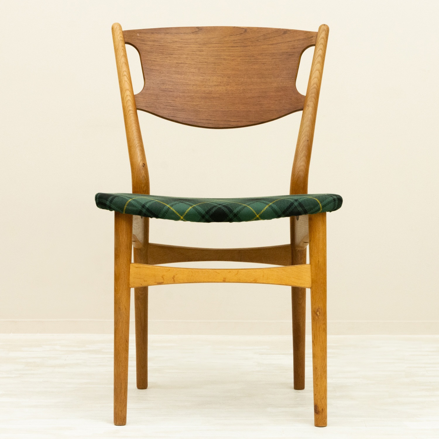 ��2�ӥ��åȡ�model 42A Dining Chair by Helge Sibast