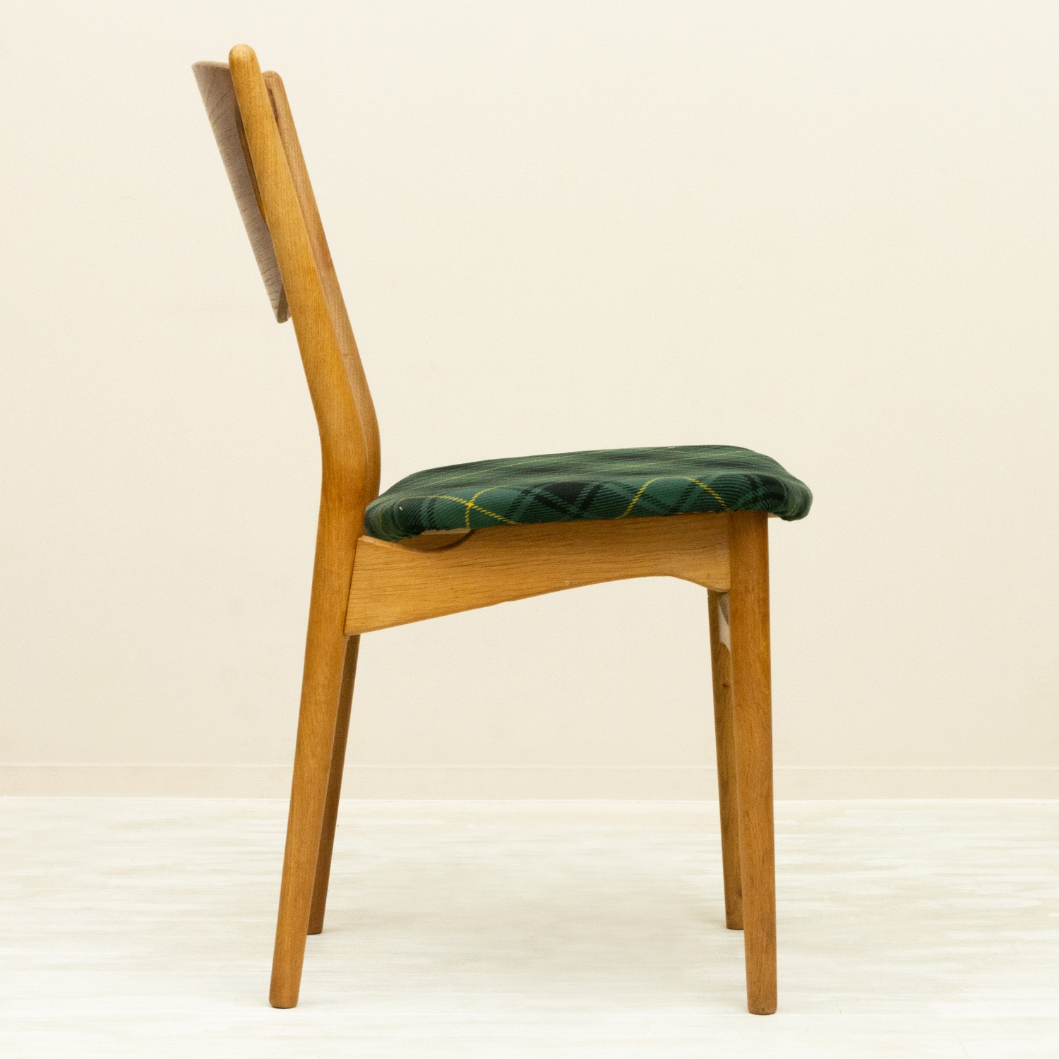 ��2�ӥ��åȡ�model 42A Dining Chair by Helge Sibast