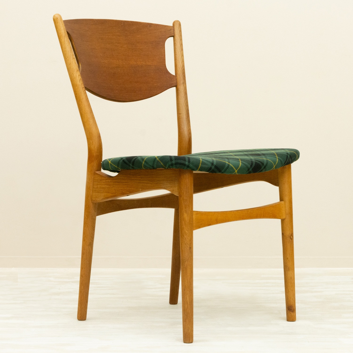 ��2�ӥ��åȡ�model 42A Dining Chair by Helge Sibast