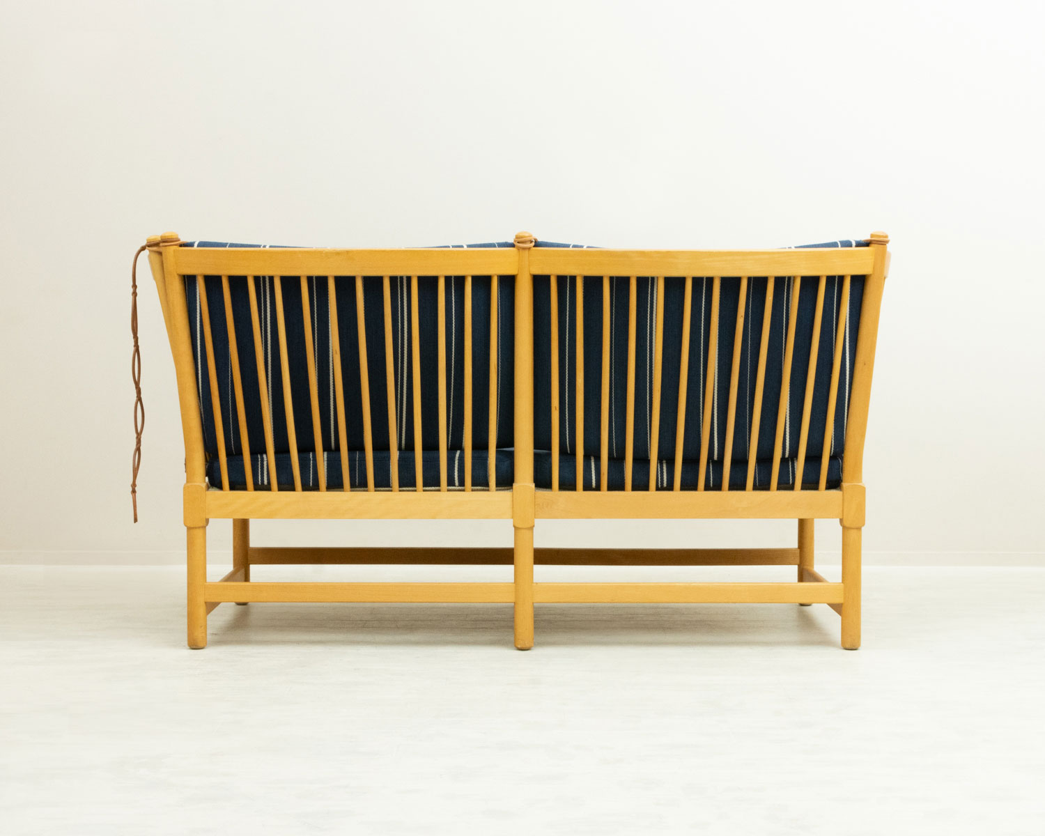 Brge Mogensenʥܡ⡼󥻥 #1789 Spoke-back Sofa ̲ơե | 1960ǯ塦ӡࡦݡХåե